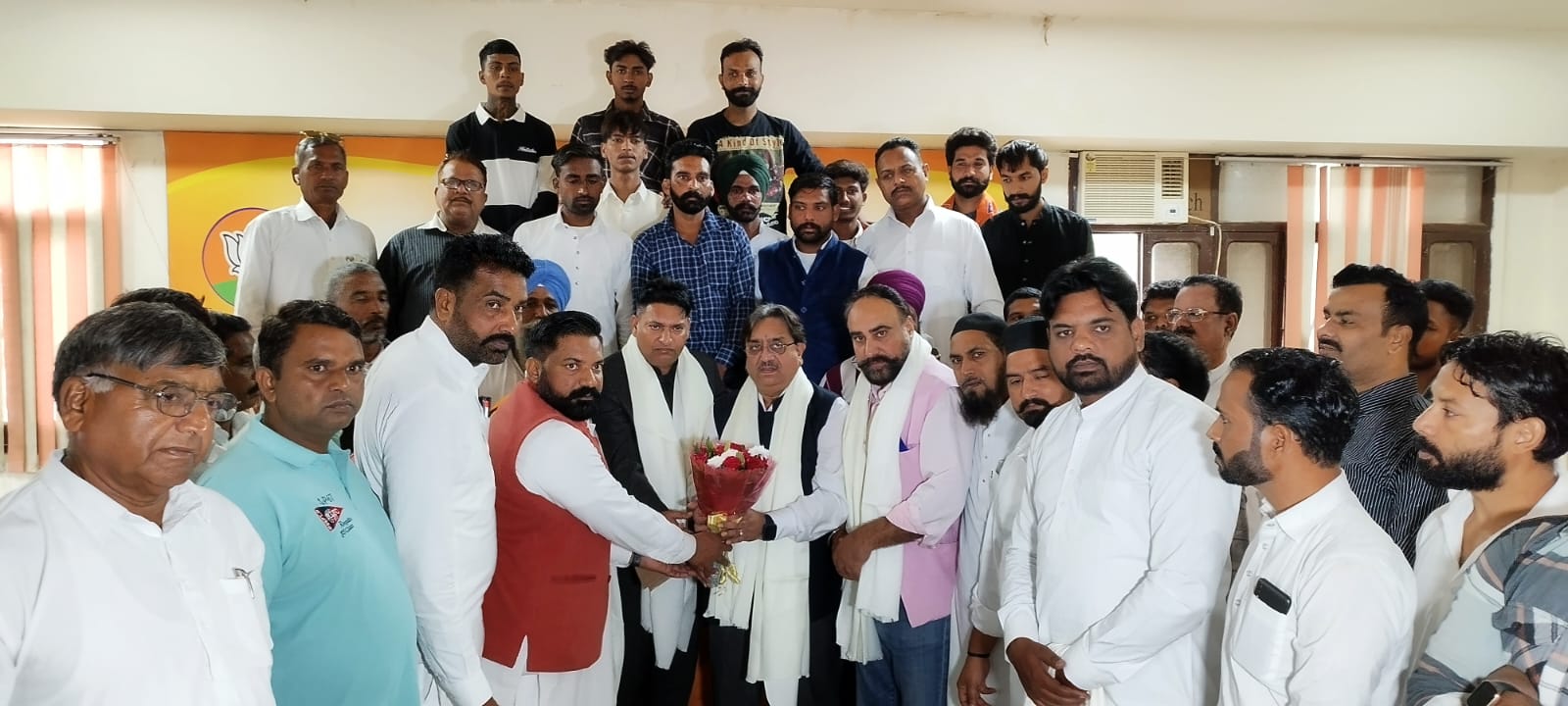गौतम राज के नेतृत्व में निगम चुनाव को लेकर भाजपा अल्संख्यक मोर्चा की हुई संगठनात्मक बैठक