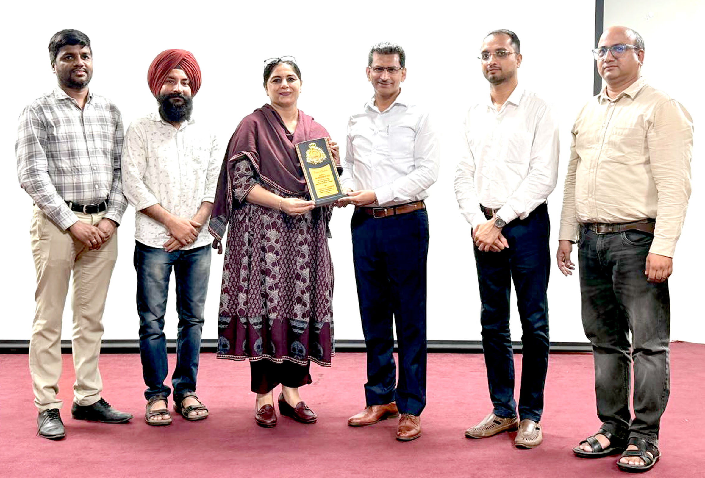ਵੈਟਨਰੀ ਯੂਨੀਵਰਸਿਟੀ ਨੇ ਸਫਲਤਾ, ਖੁਸ਼ੀ ਅਤੇ ਮਾਨਸਿਕ ਤੰਦਰੁਸਤੀ ਲਈ ਕੀਤਾ ਸੈਸ਼ਨ ਦਾ ਆਯੋਜਨ